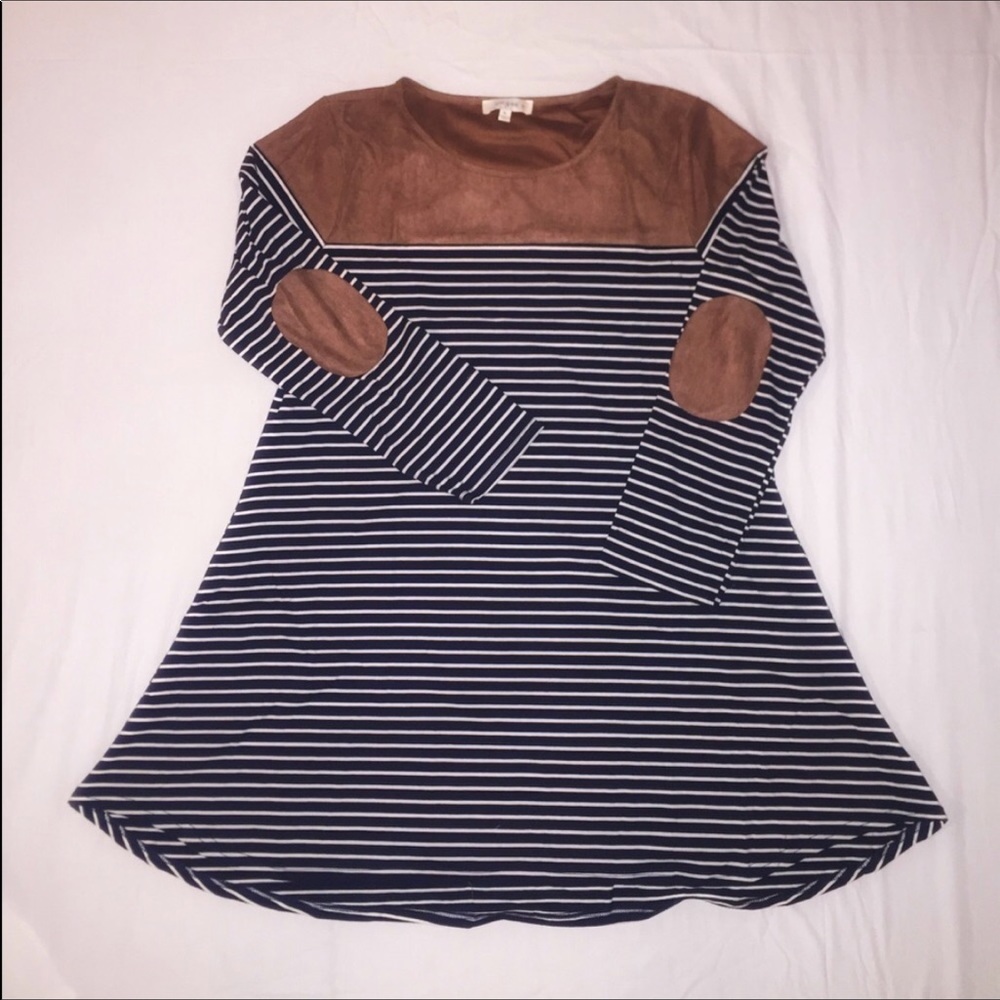 Umgee Plus size dress with suede patches - Picture 2 of 2